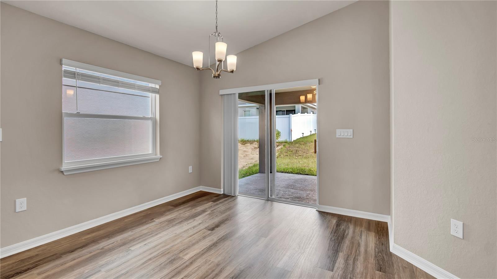 Image 17 of 37 For 2483 Matterhorn Trail