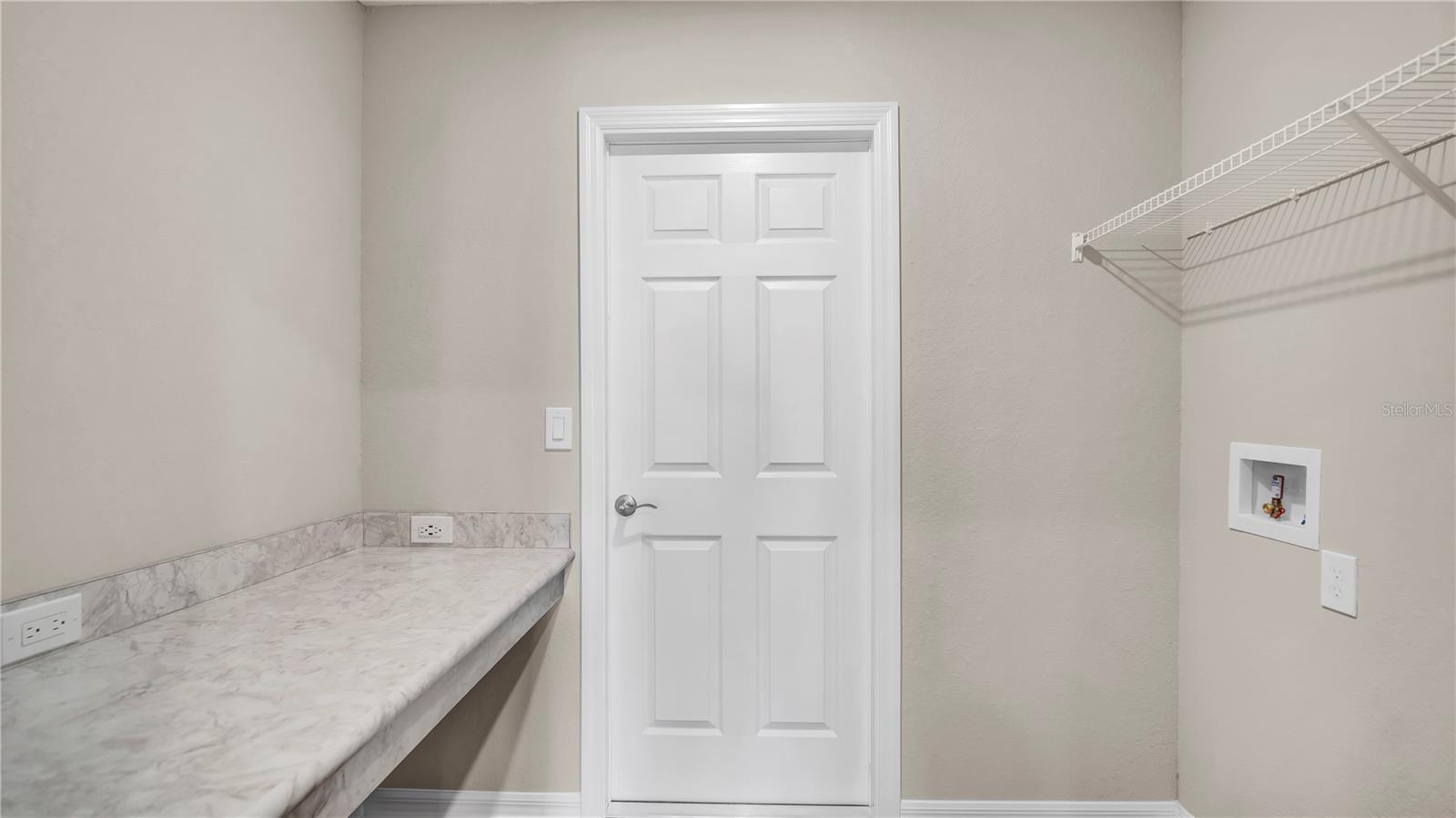 Image 19 of 37 For 2483 Matterhorn Trail