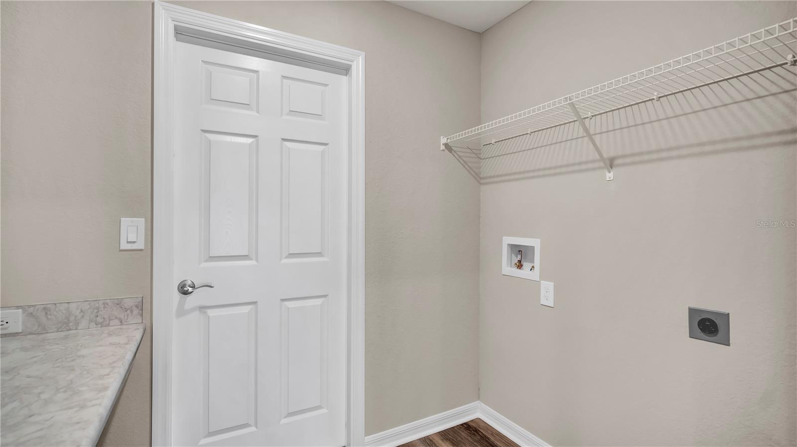 Image 20 of 37 For 2483 Matterhorn Trail