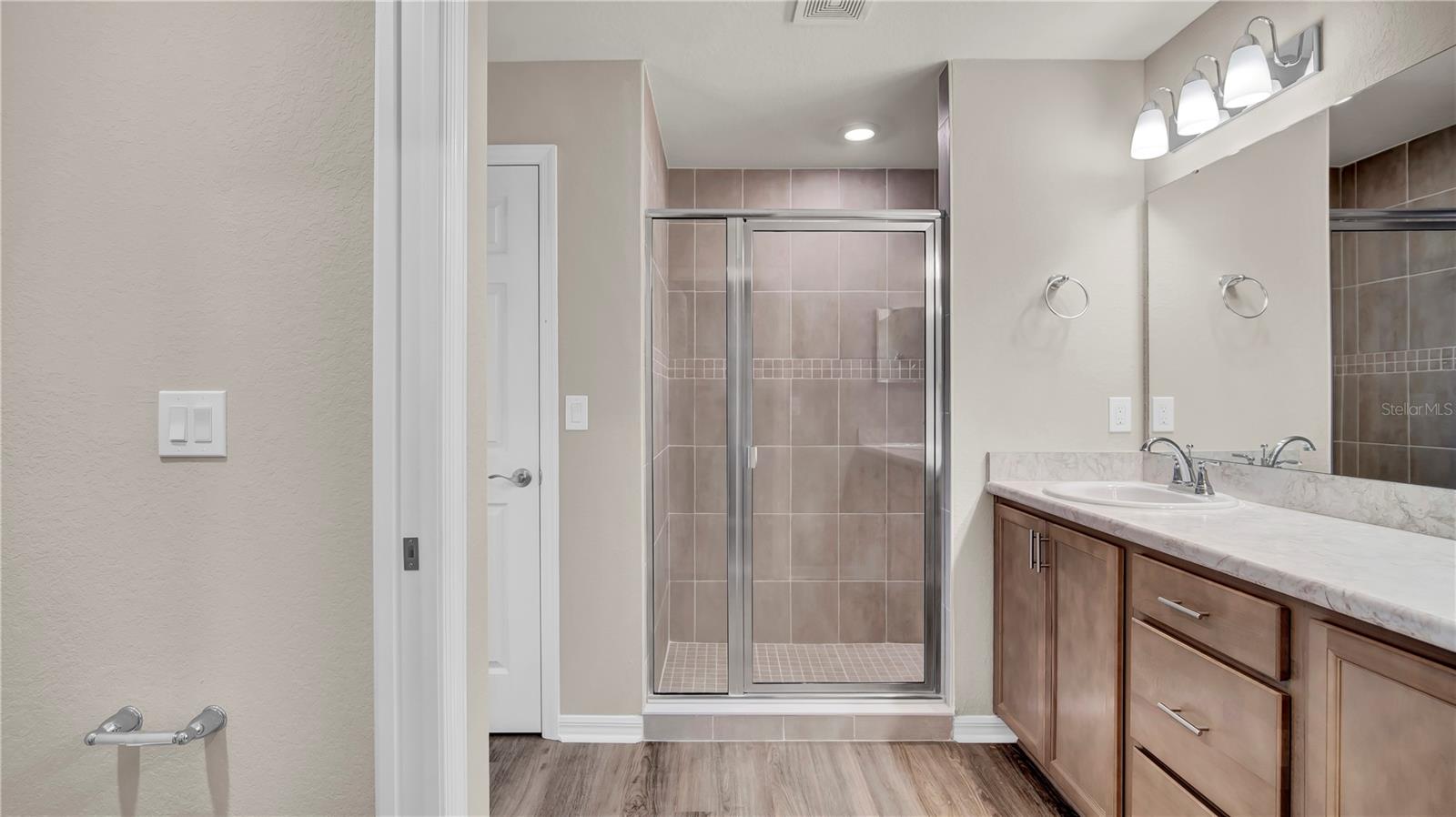 Image 27 of 37 For 2483 Matterhorn Trail