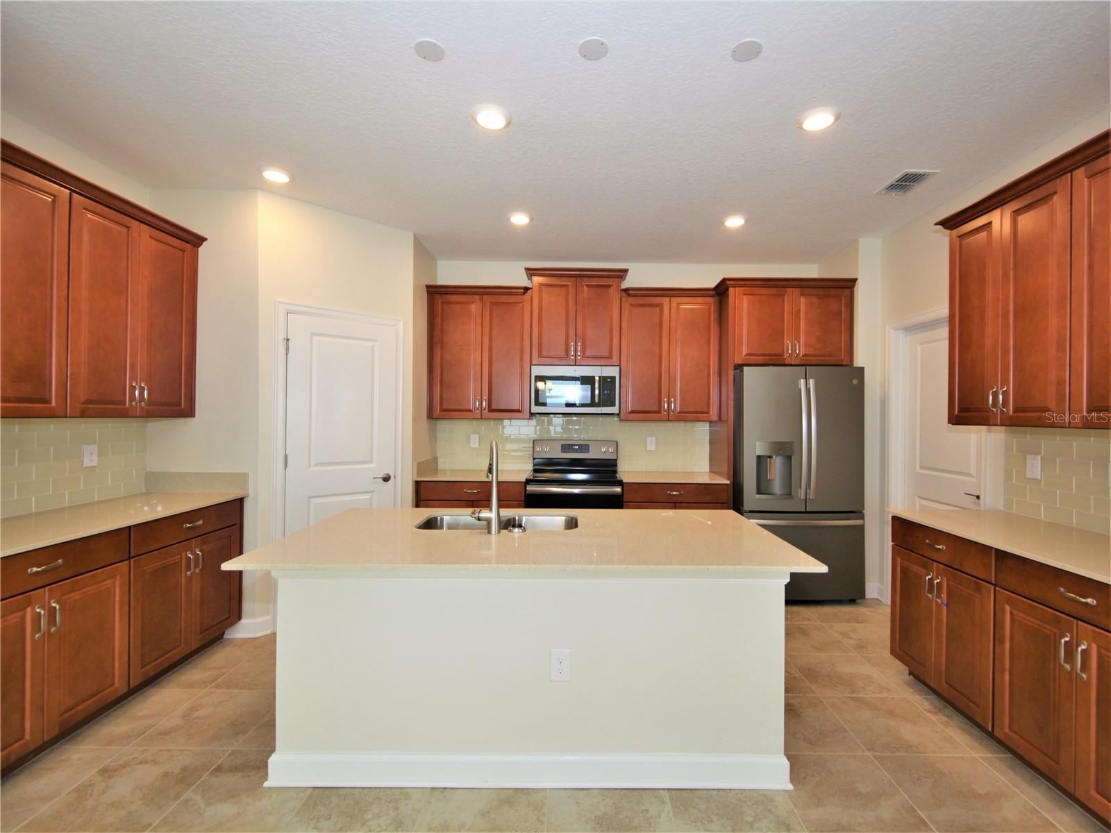 Image 16 of 26 For 4621 Rhythm Road