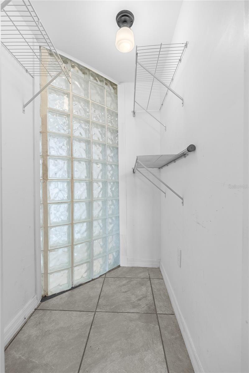 Image 11 of 18 For 1893 Ocean Drive 802