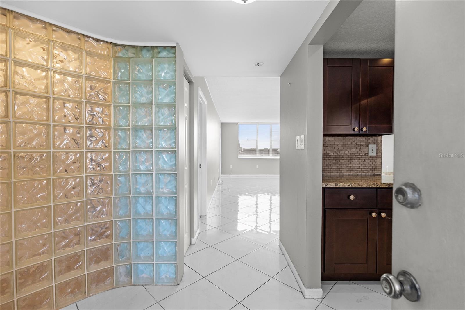 Image 5 of 18 For 1893 Ocean Drive 802