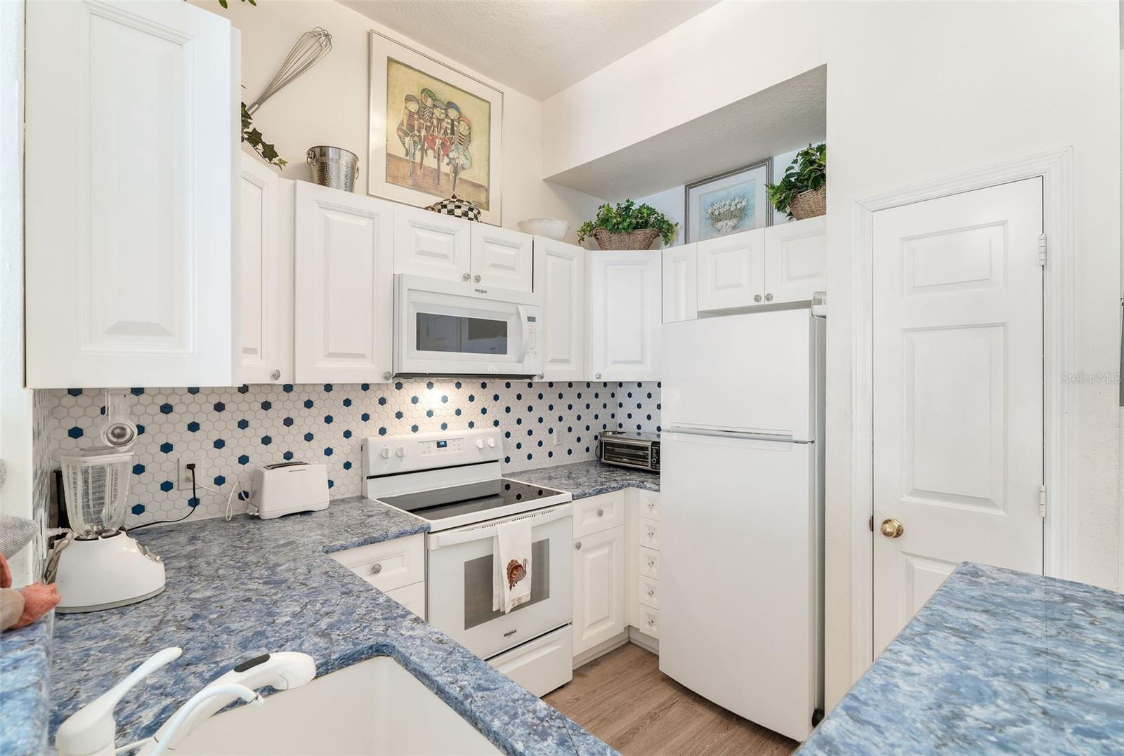 Image 8 of 26 For 315 Grand Magnolia Avenue 206