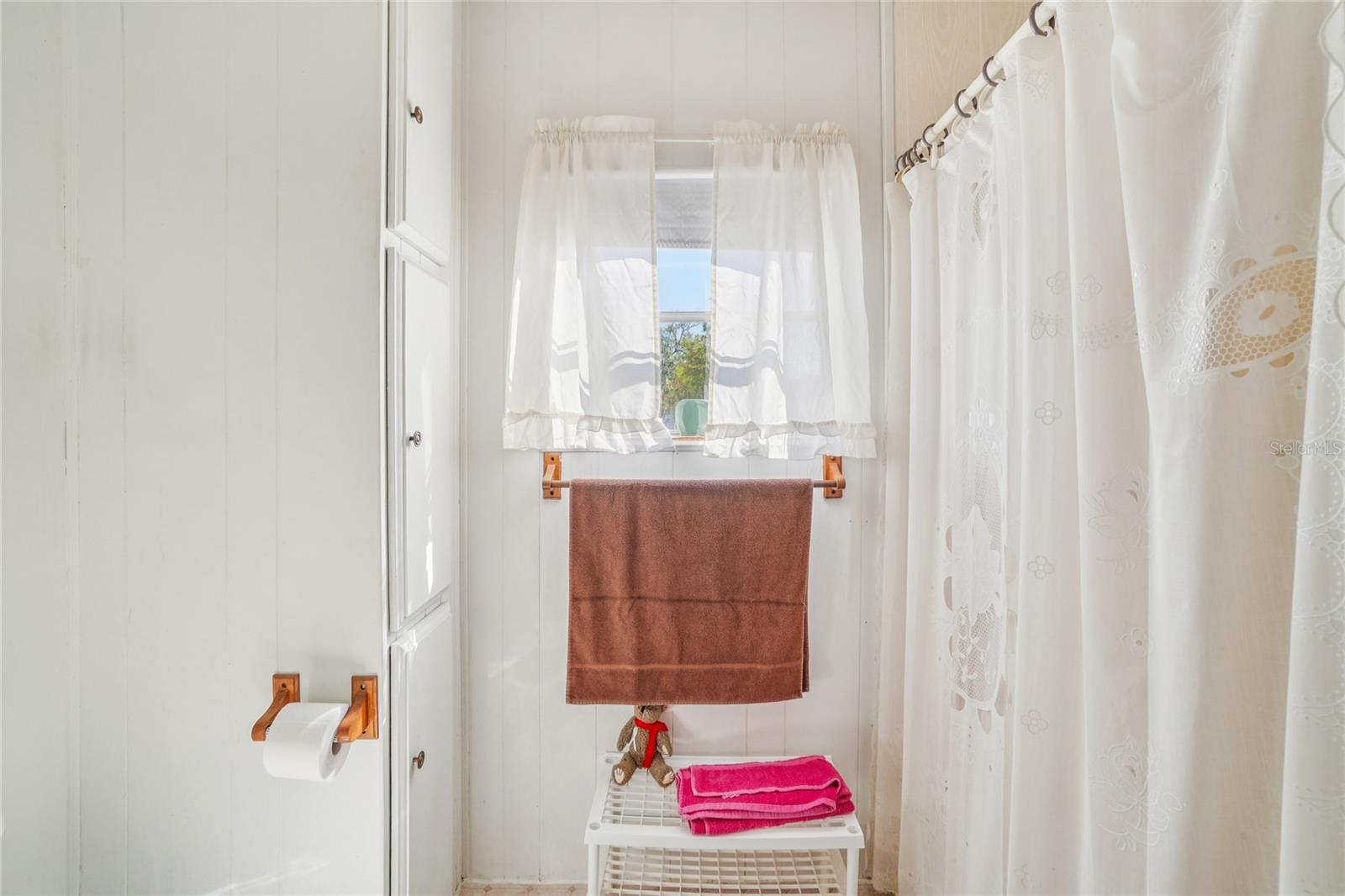 Image 18 of 33 For 35144 Ada Avenue