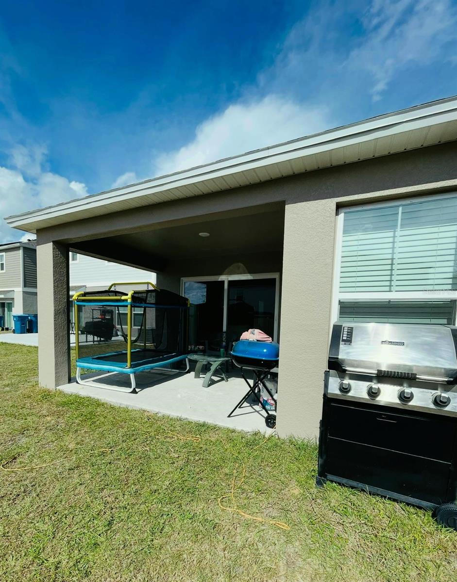 Image 6 of 7 For 4058 Gardenia Avenue