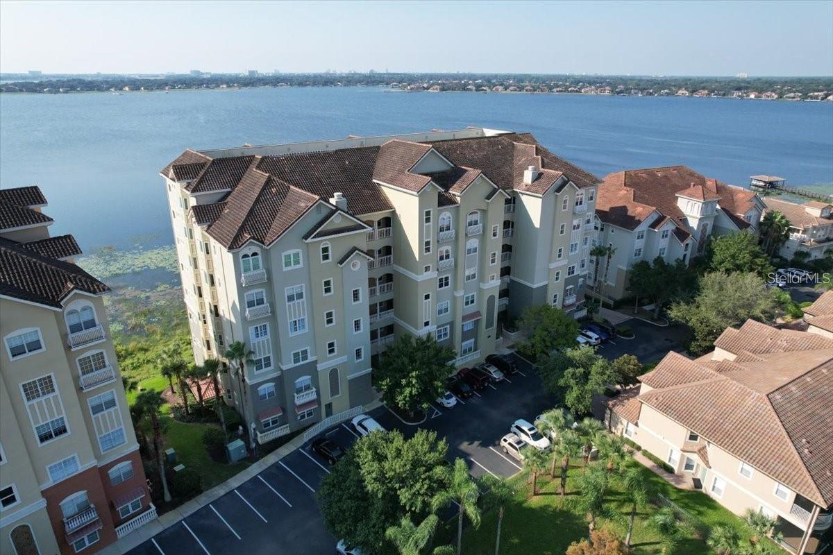 Image 6 of 43 For 8761 The Esplanade  9