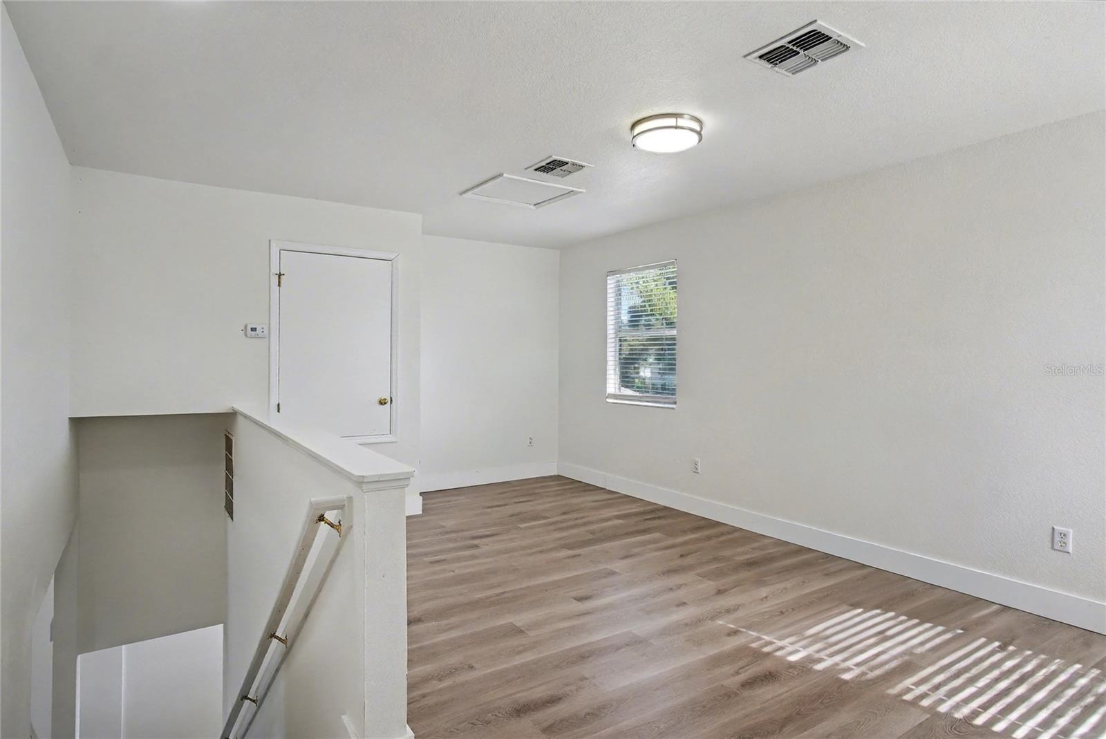 Image 26 of 30 For 337 Mohave Terrace