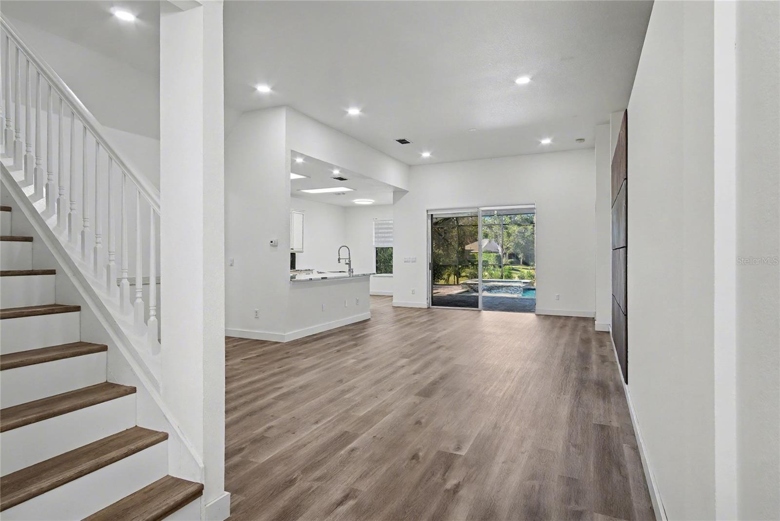 Image 3 of 30 For 337 Mohave Terrace