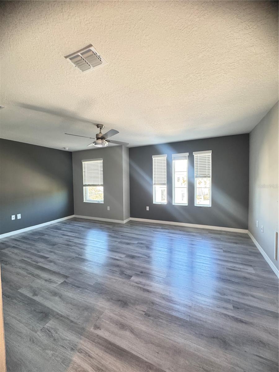 Image 17 of 21 For 3316 Bellissimo Avenue