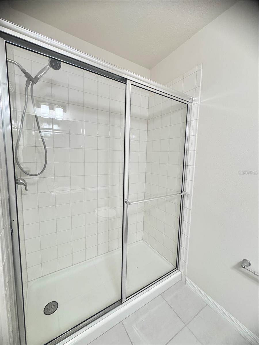 Image 7 of 21 For 3316 Bellissimo Avenue