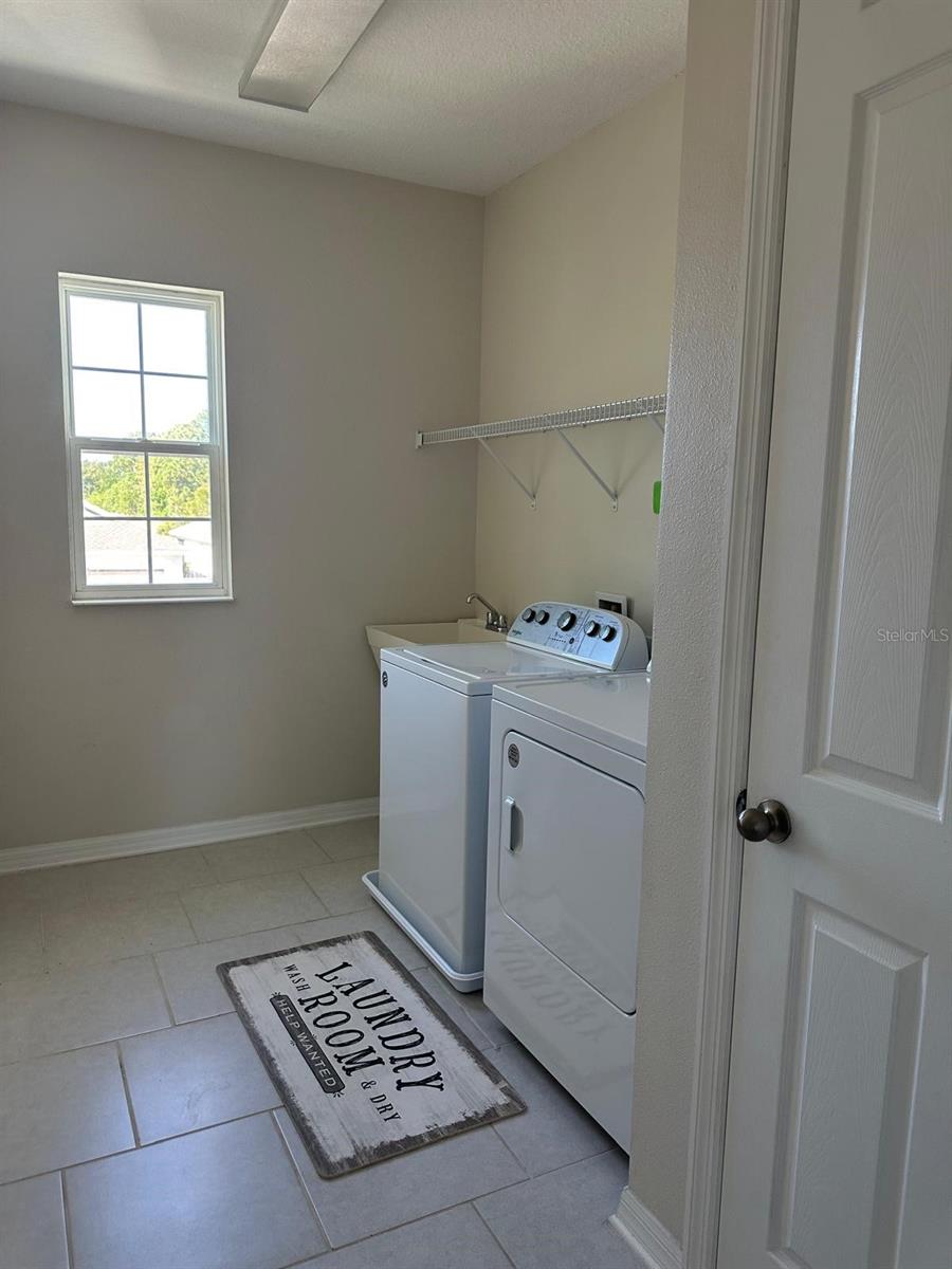 Image 22 of 26 For 2510 Sanderling Street