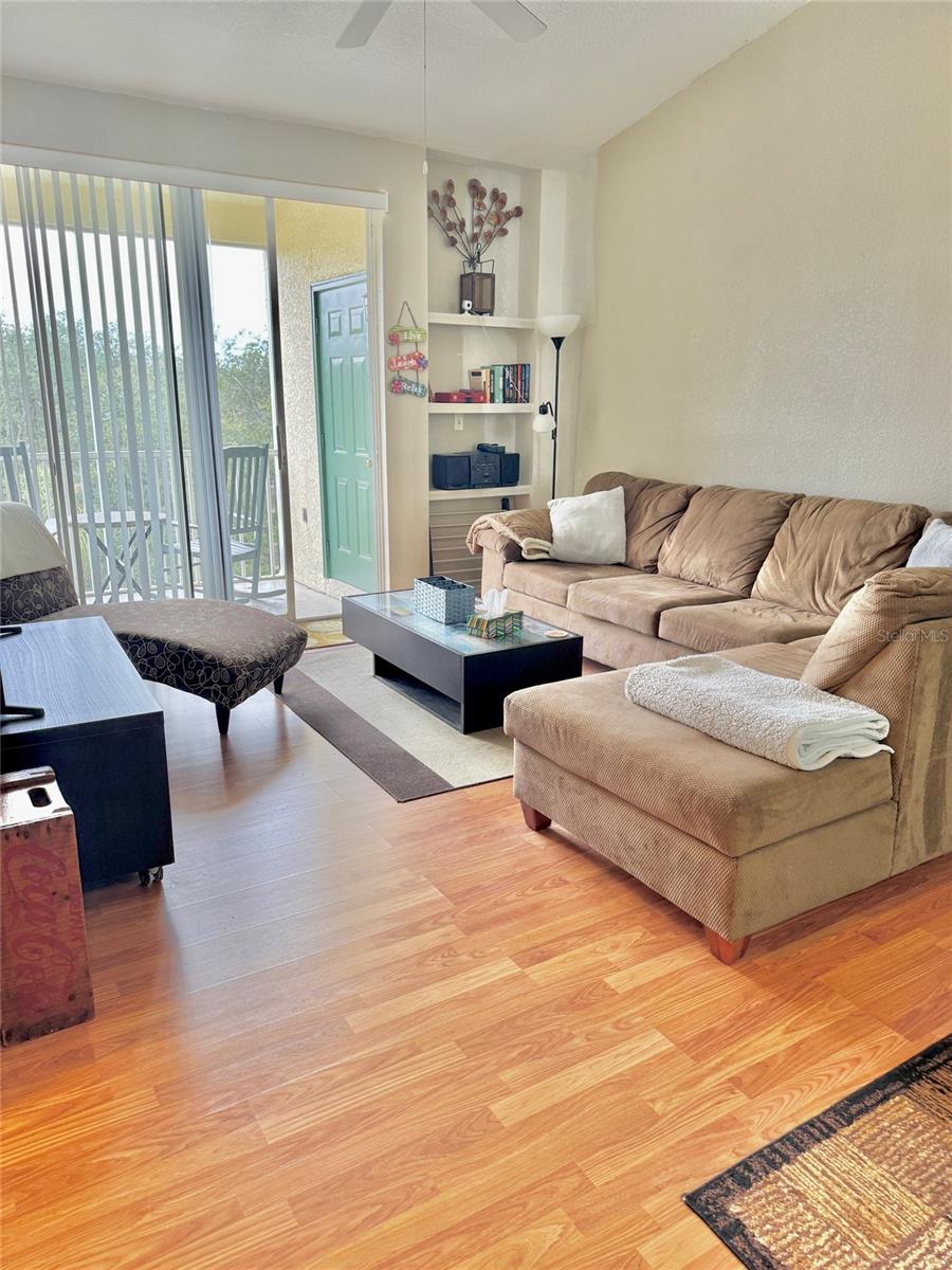 Image 5 of 48 For 8830 Dunes Court 12 306