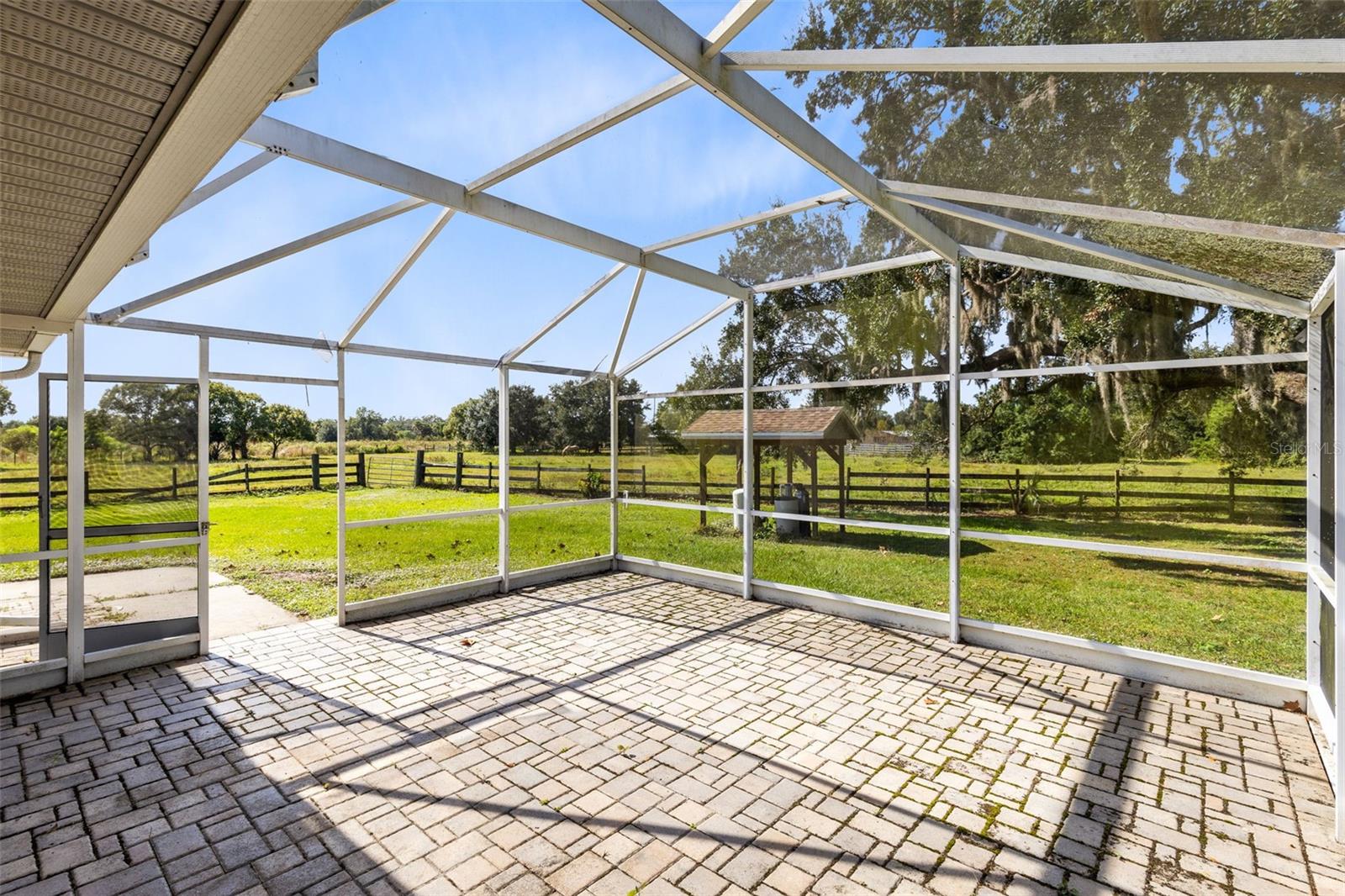 Image 17 of 34 For 3430 Westshore Drive