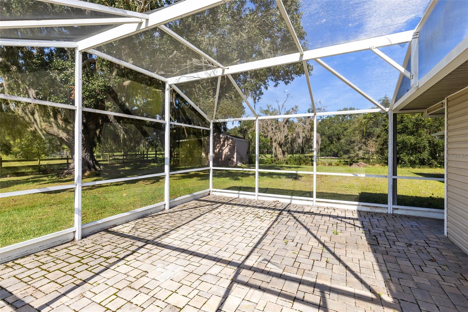 Image 18 of 34 For 3430 Westshore Drive