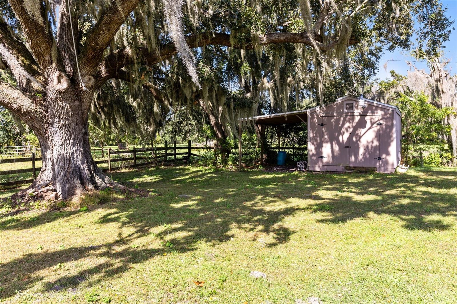 Image 26 of 34 For 3430 Westshore Drive