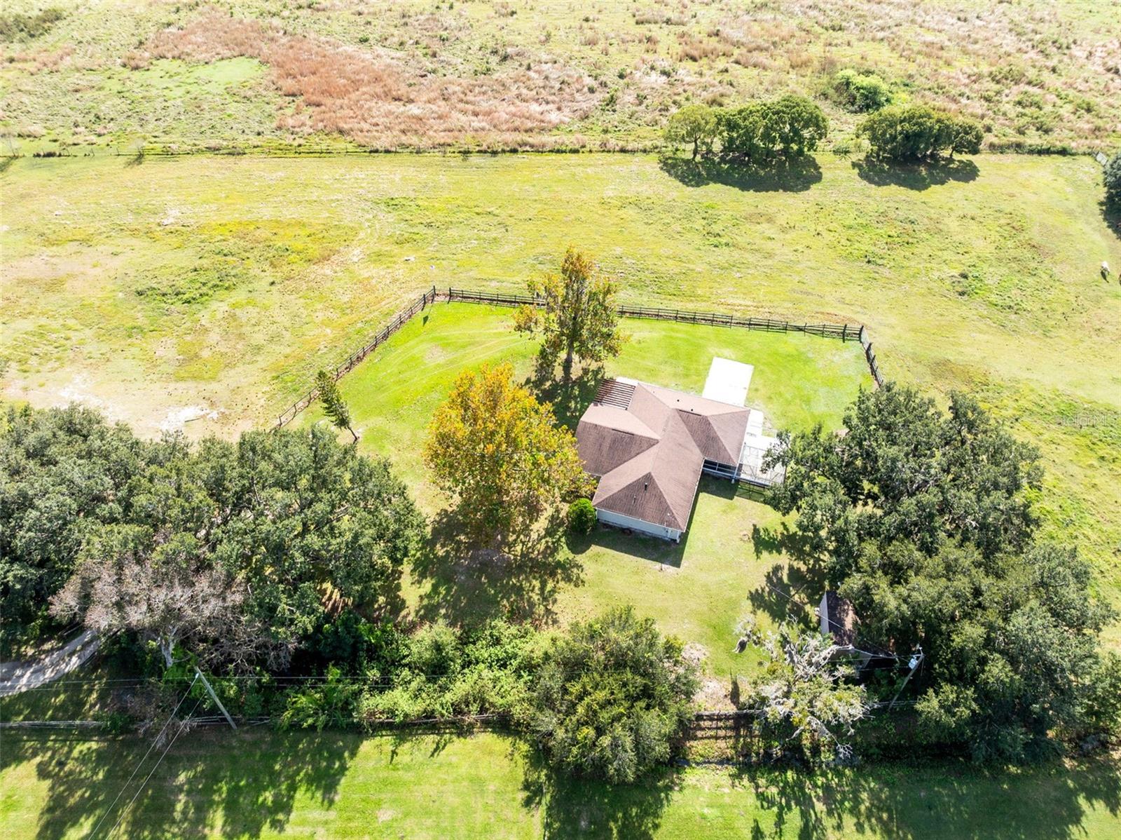 Image 29 of 34 For 3430 Westshore Drive