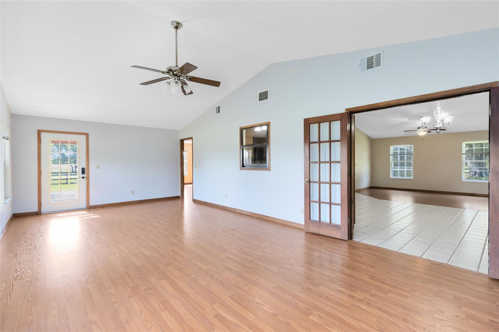 Image 9 of 34 For 3430 Westshore Drive