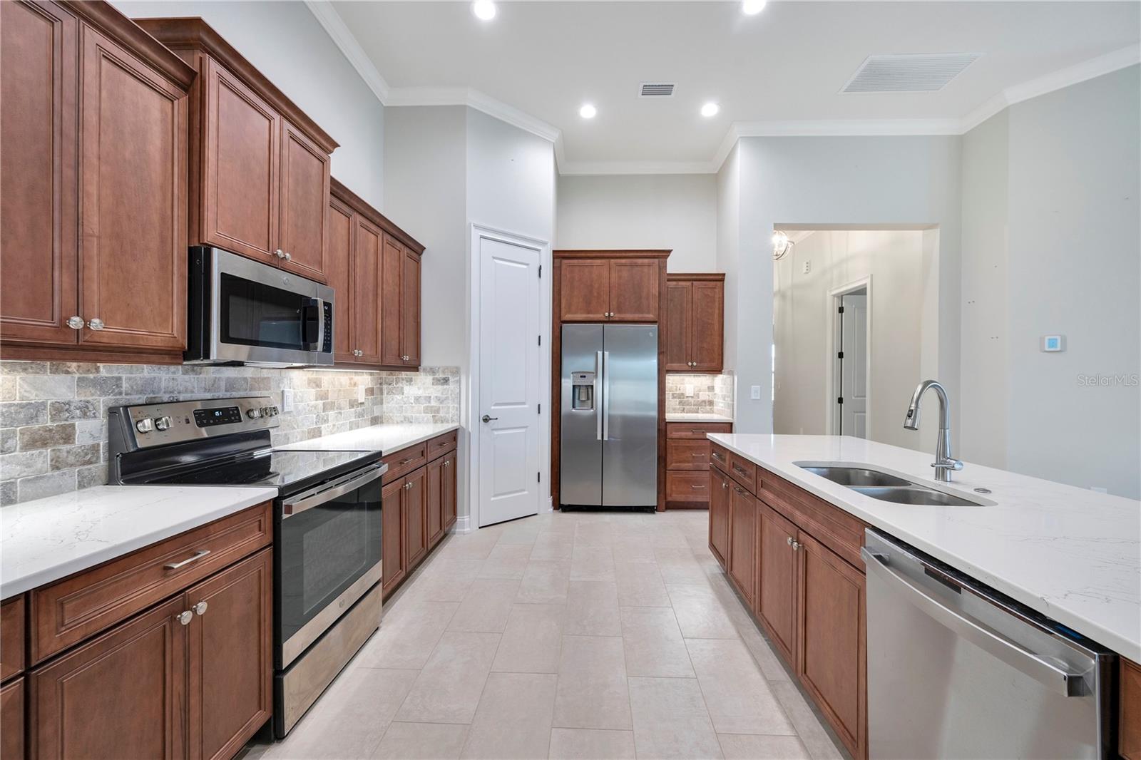 Image 9 of 38 For 7929 Lake James Boulevard