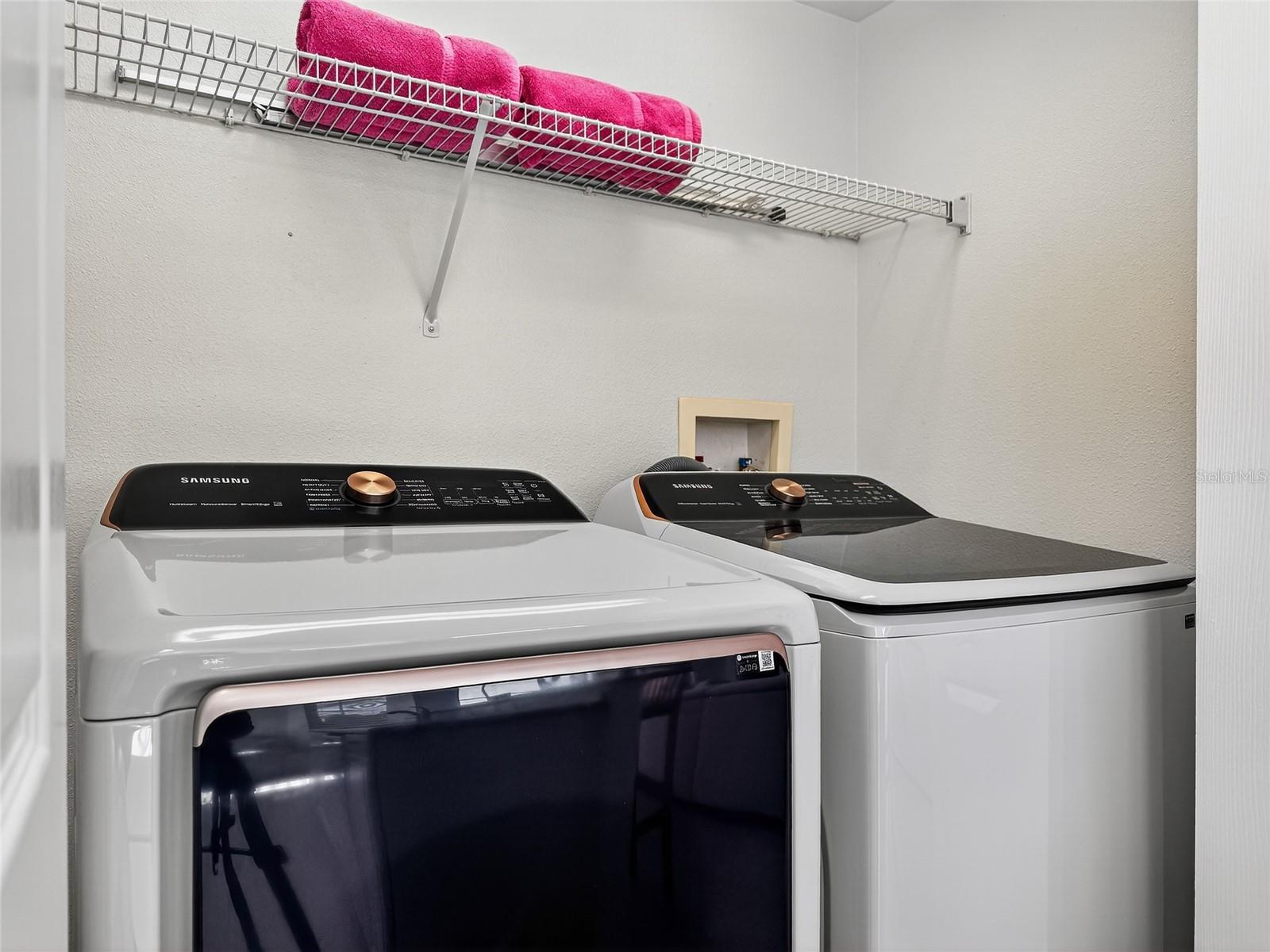 Image 21 of 57 For 467 Calabay Parc Boulevard