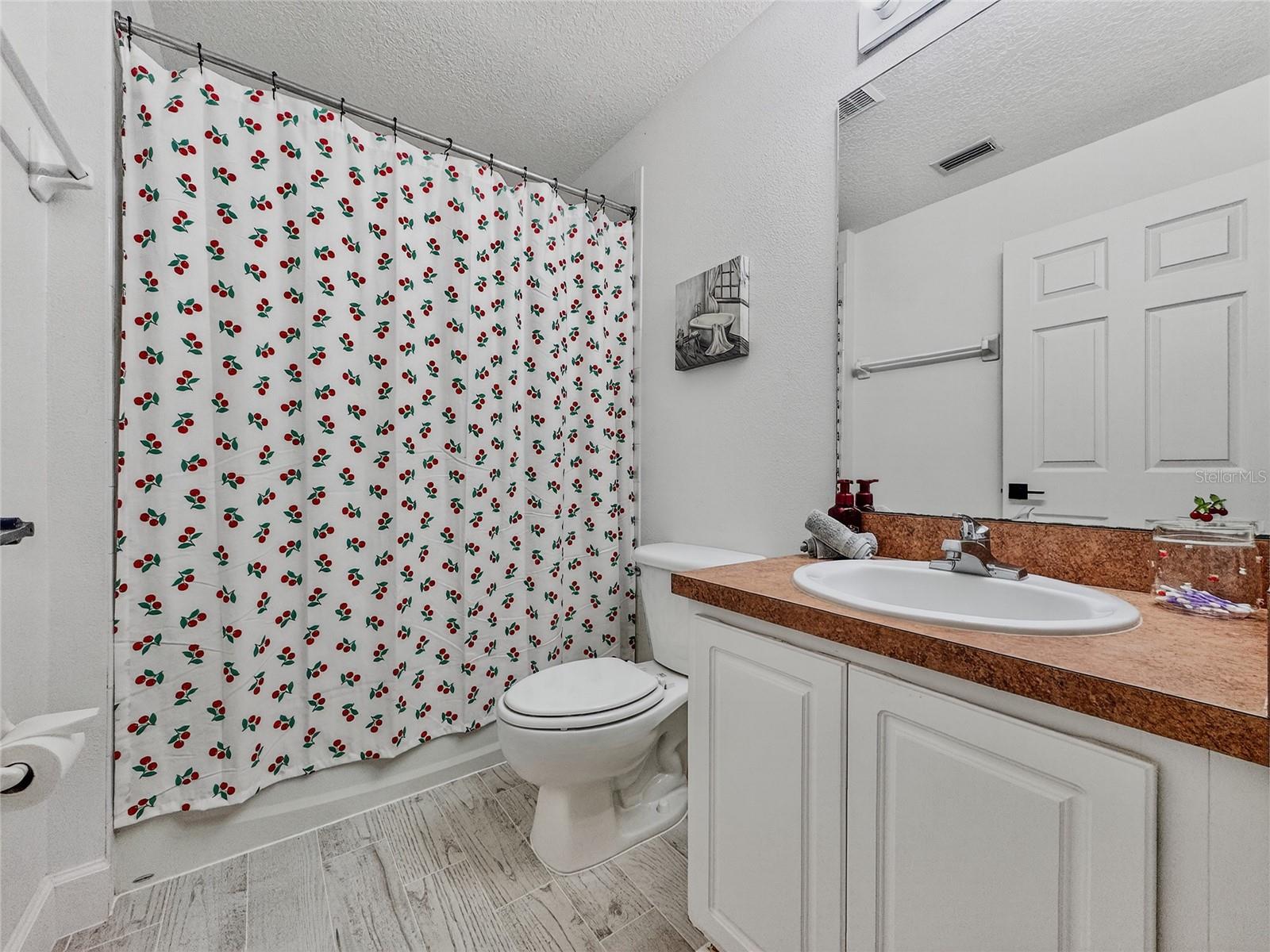 Image 35 of 57 For 467 Calabay Parc Boulevard