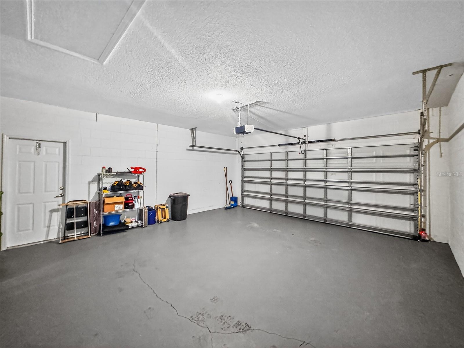 Image 43 of 57 For 467 Calabay Parc Boulevard