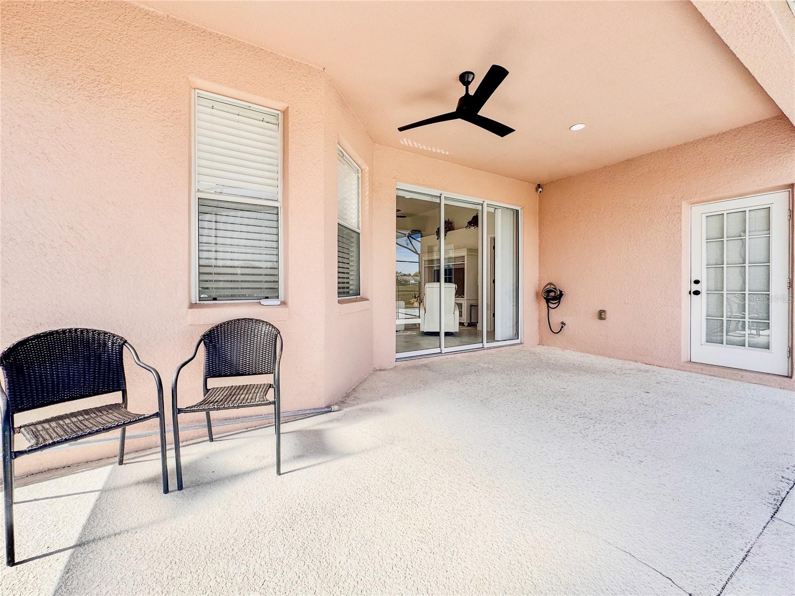 Image 46 of 57 For 467 Calabay Parc Boulevard