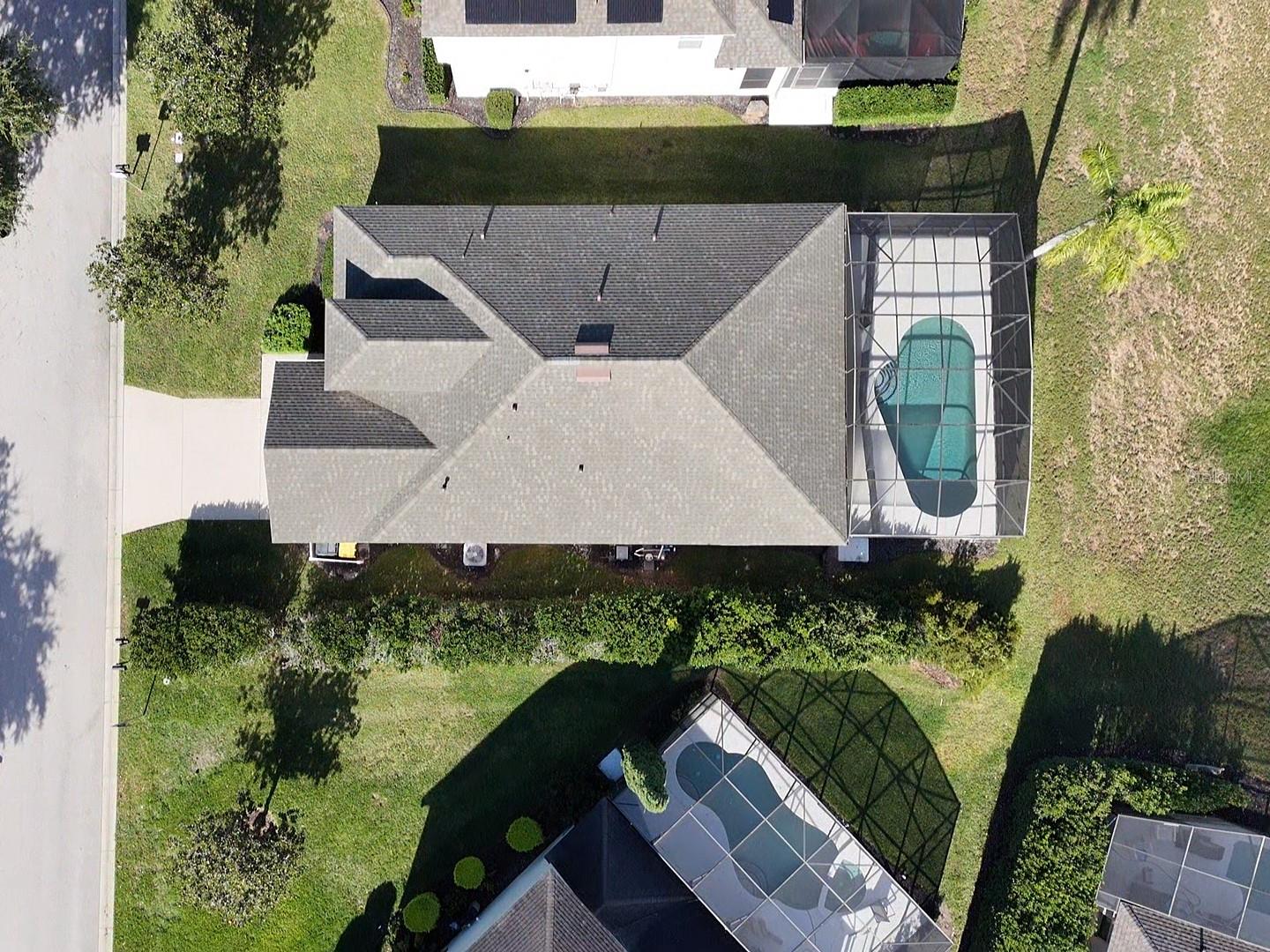 Image 54 of 57 For 467 Calabay Parc Boulevard