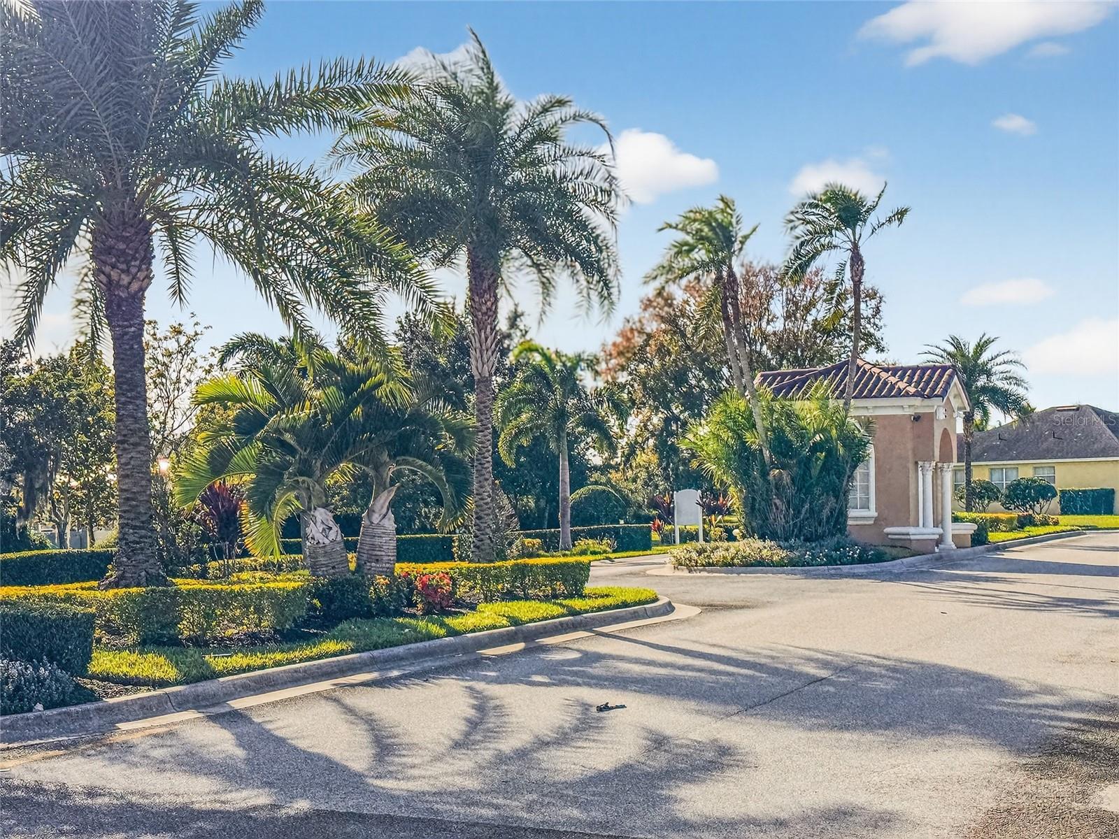 Image 56 of 57 For 467 Calabay Parc Boulevard