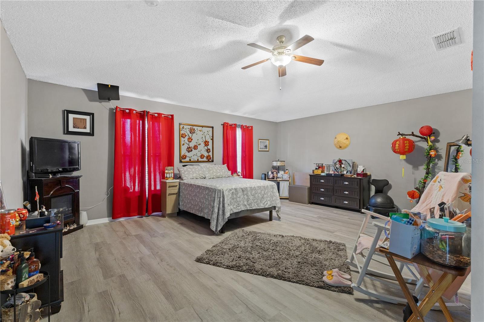 Image 10 of 26 For 633 Lobelia Drive