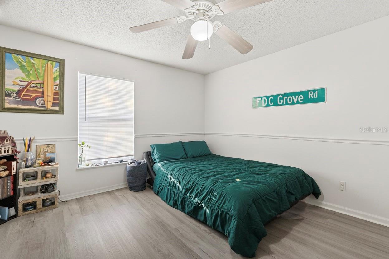 Image 17 of 26 For 633 Lobelia Drive