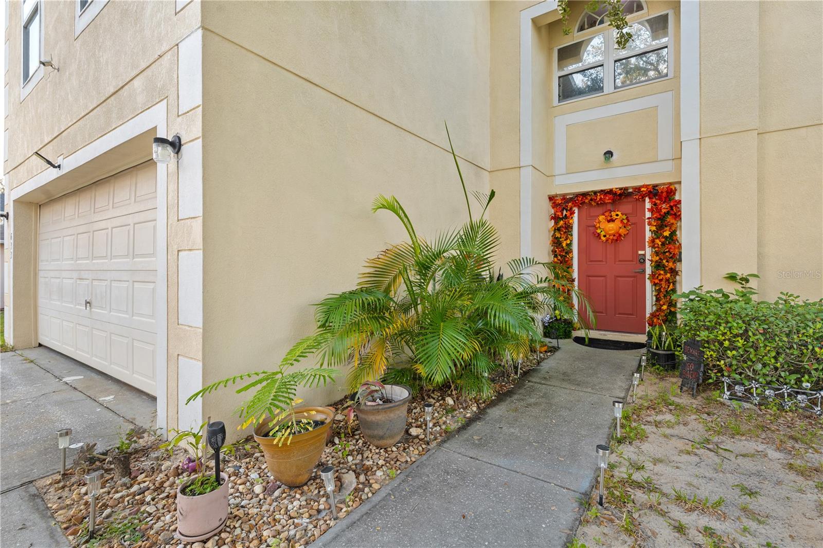 Image 2 of 26 For 633 Lobelia Drive