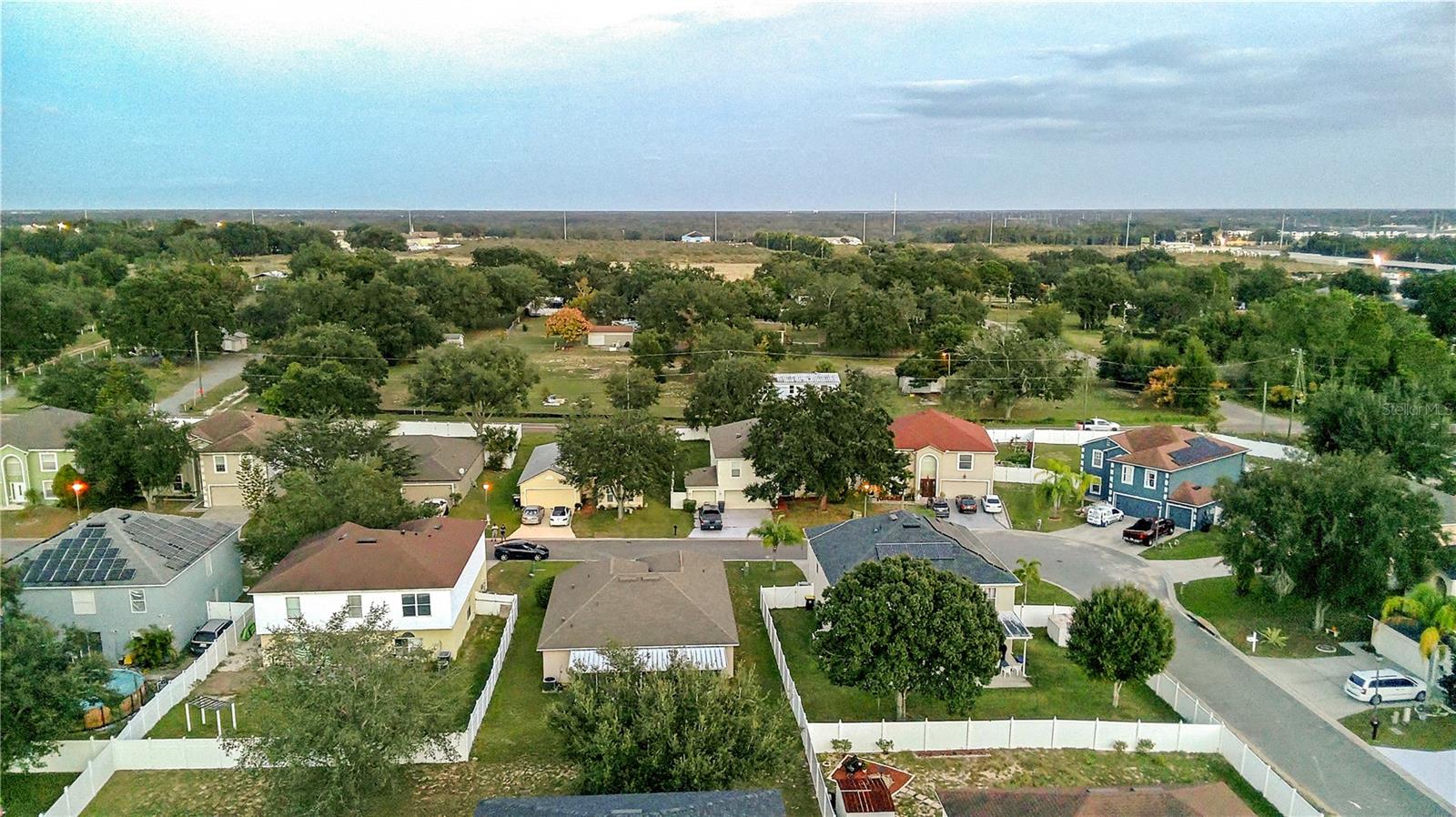 Image 23 of 26 For 633 Lobelia Drive