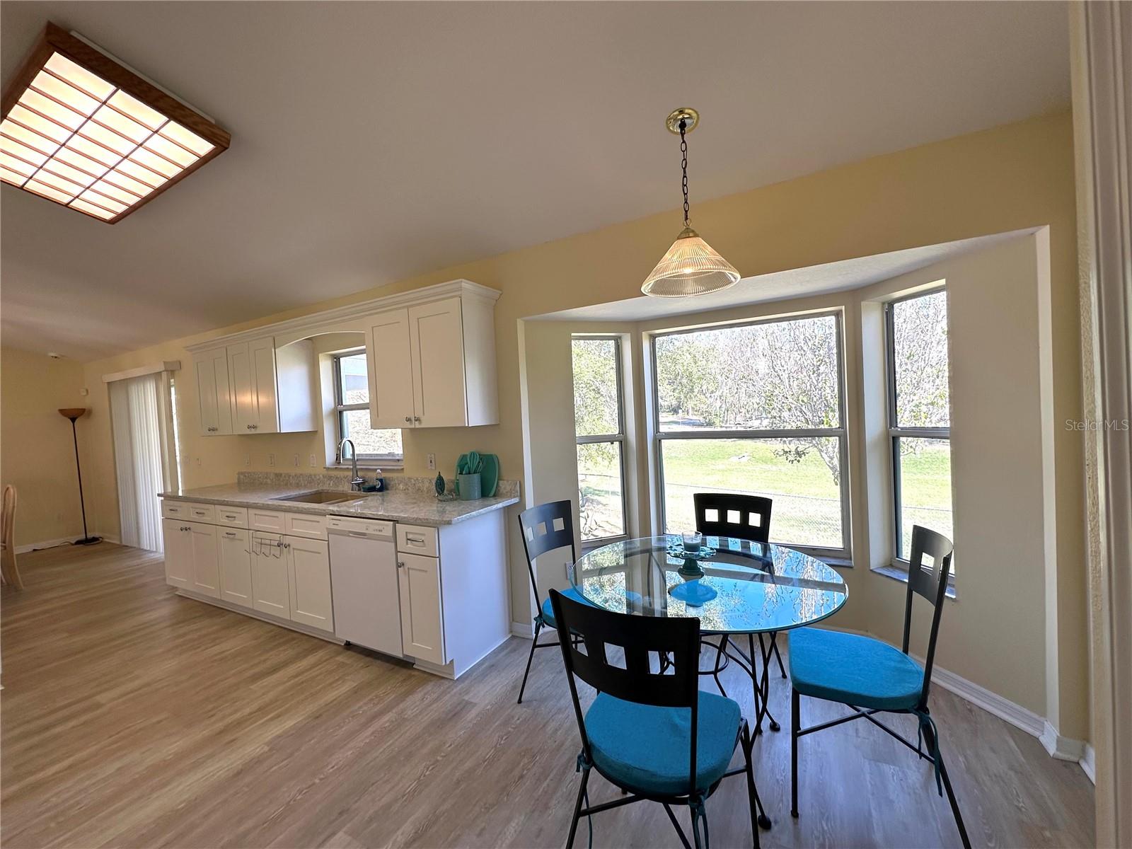 Image 12 of 41 For 5261 Se 15th Ave