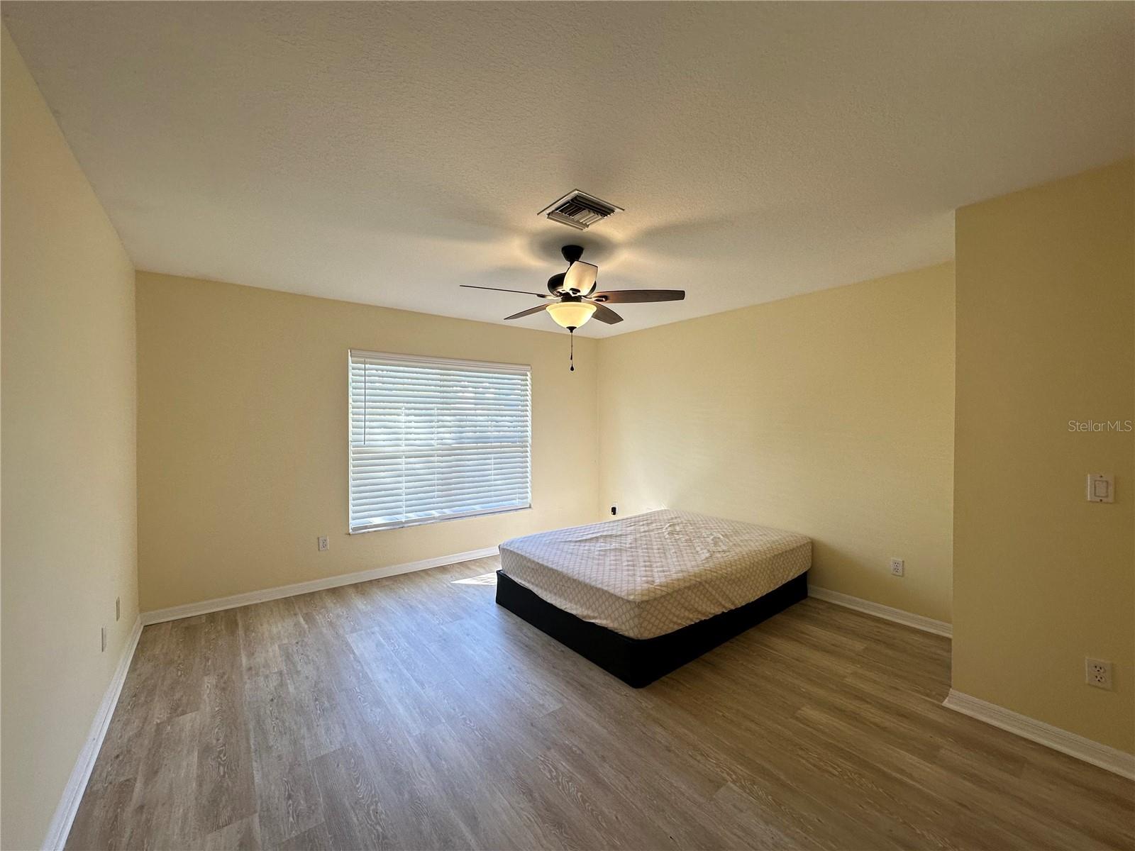 Image 16 of 41 For 5261 Se 15th Ave