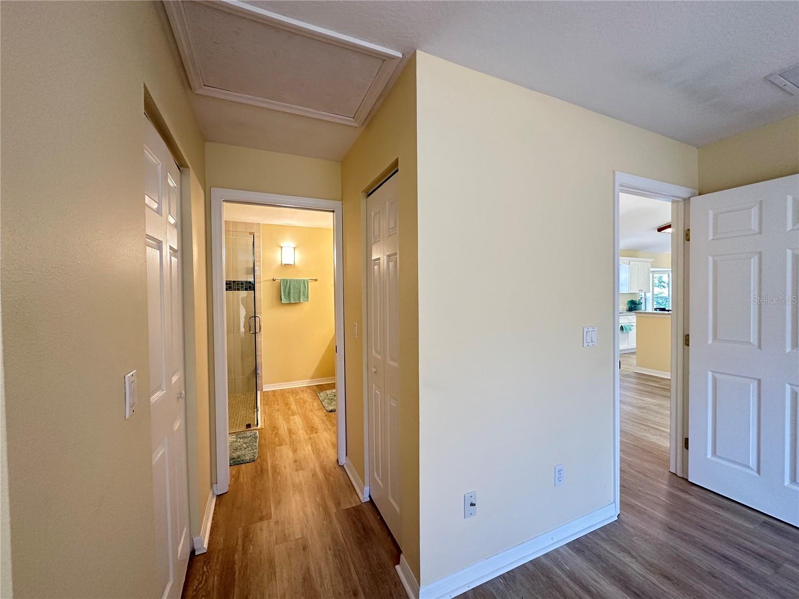 Image 17 of 41 For 5261 Se 15th Ave