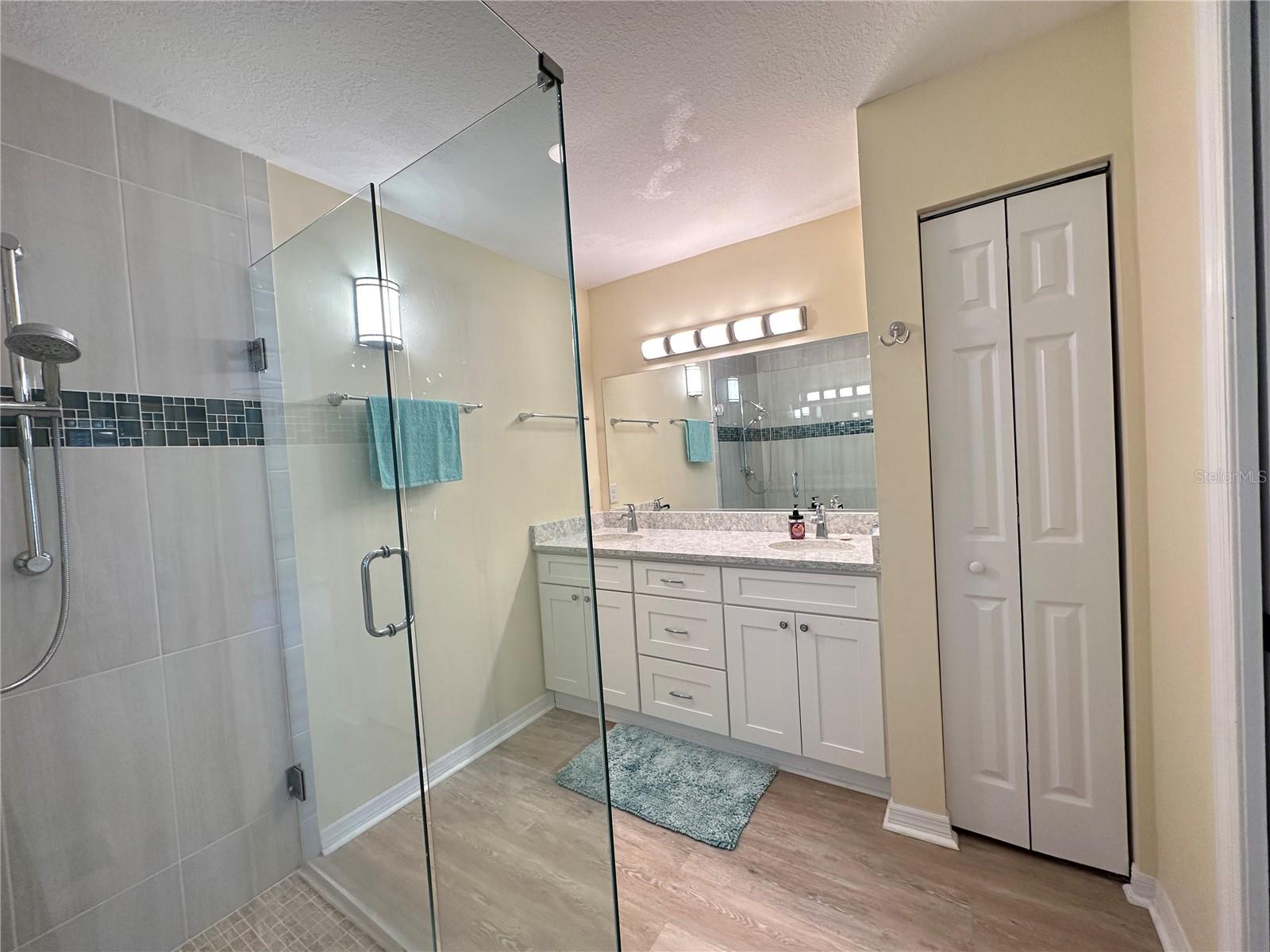 Image 19 of 41 For 5261 Se 15th Ave