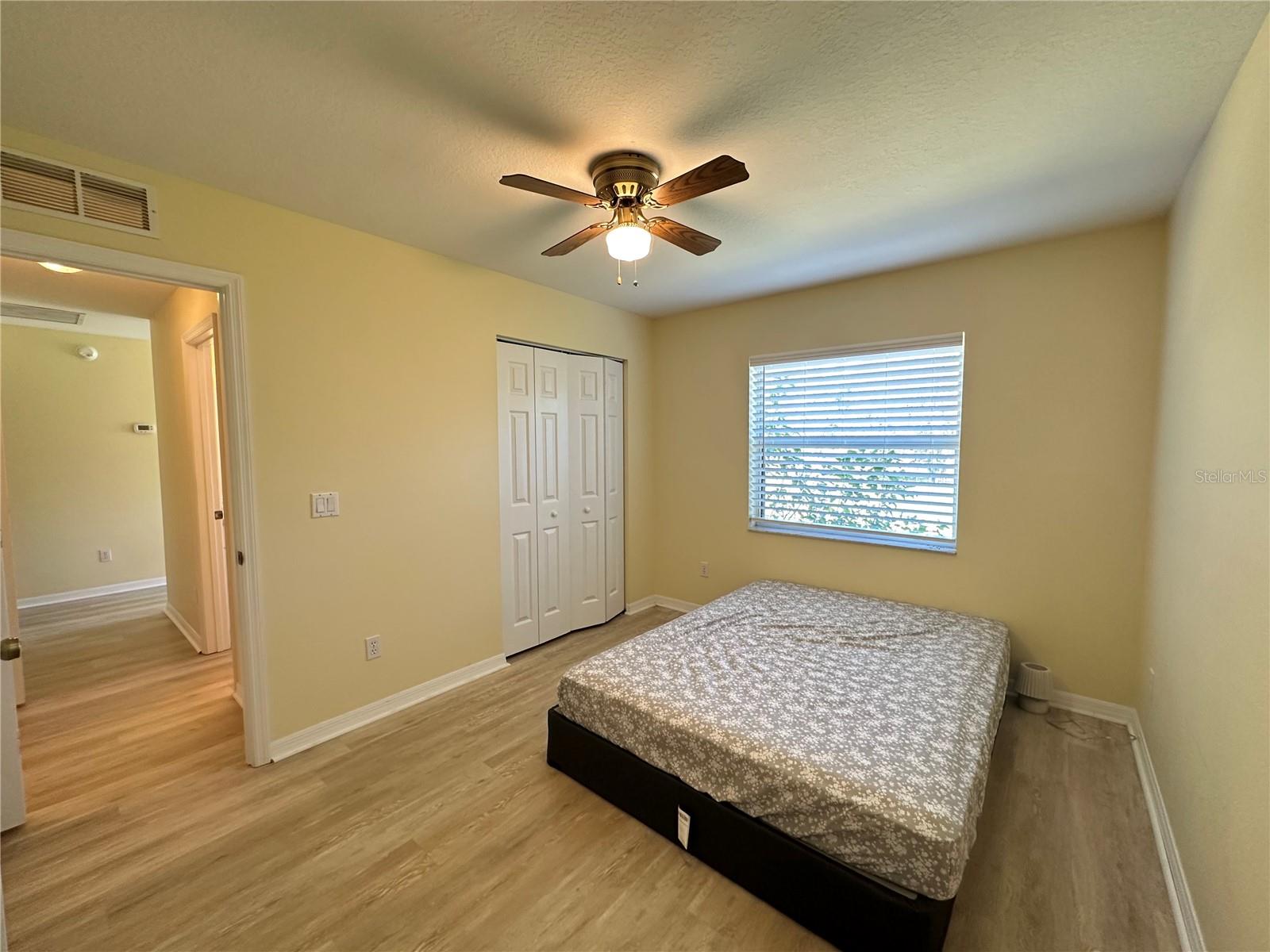 Image 24 of 41 For 5261 Se 15th Ave