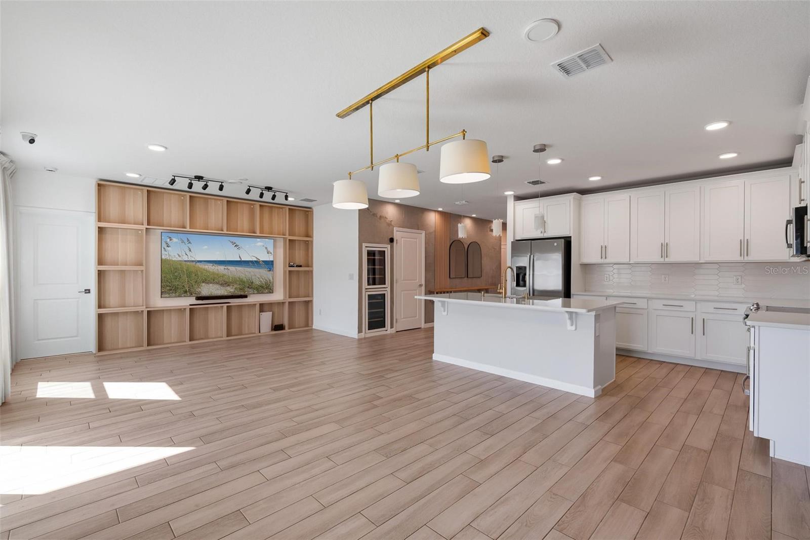 Image 20 of 49 For 3857 Branding Iron Bend