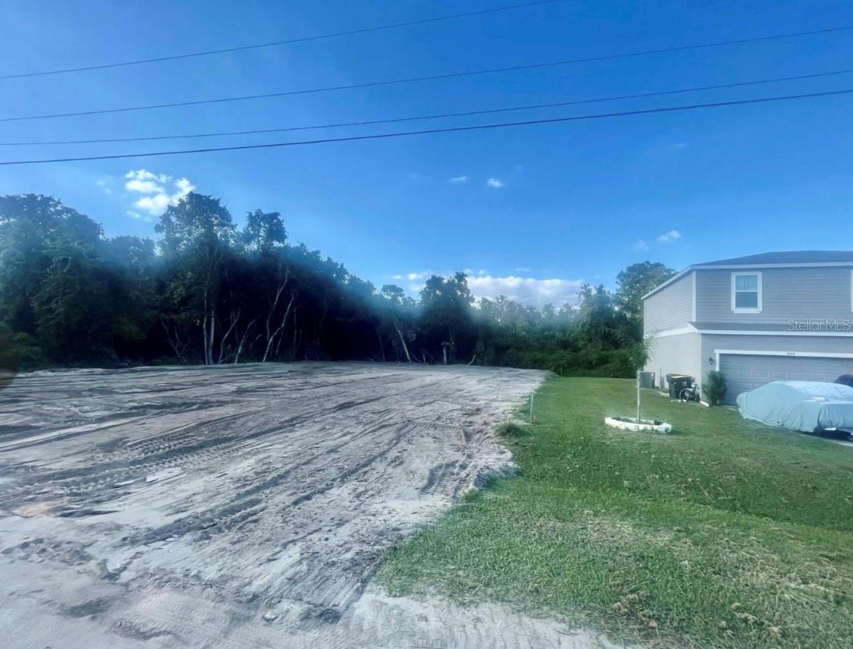 Image 2 of 4 For 838 Hudson Valley Drive