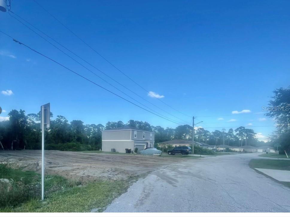 Image 3 of 4 For 838 Hudson Valley Drive