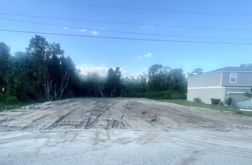 Image 4 of 4 For 838 Hudson Valley Drive