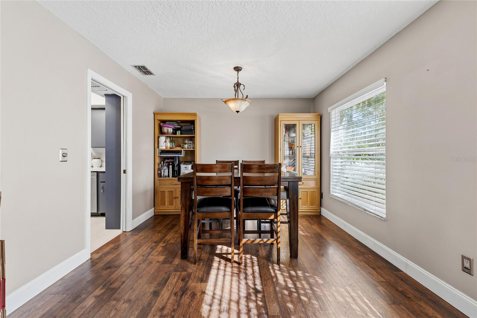 Image 11 of 32 For 1575 Skyline Drive