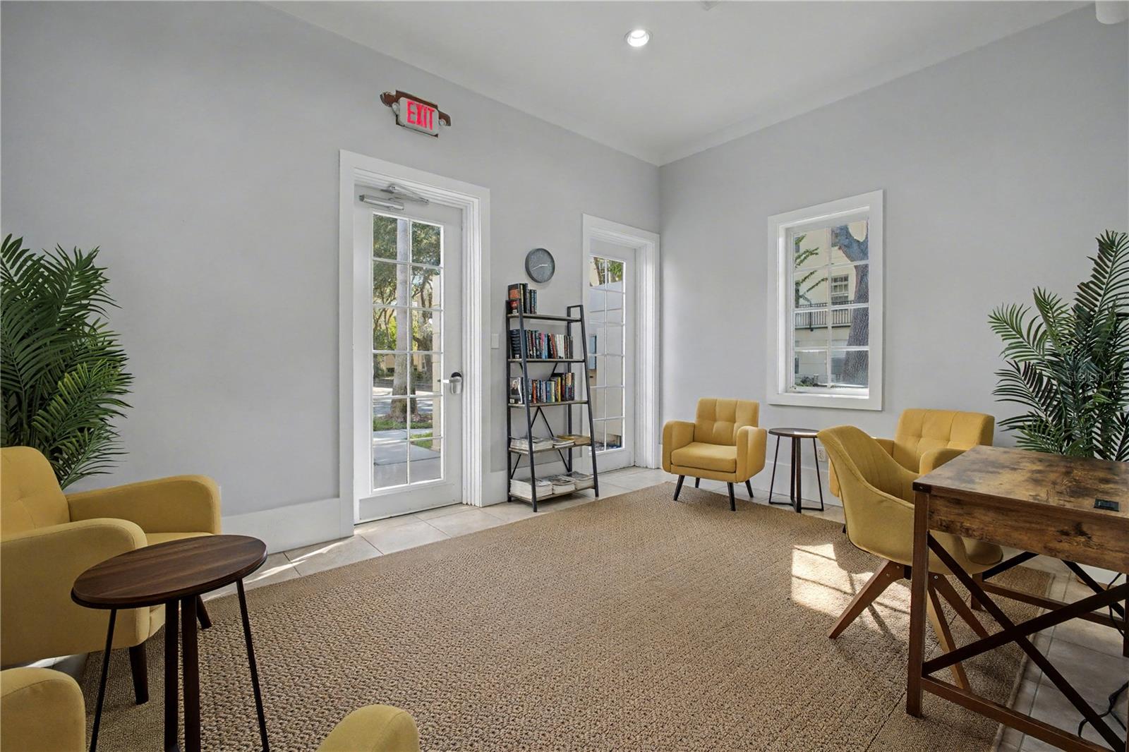 Image 3 of 34 For 1042 Waterside Drive