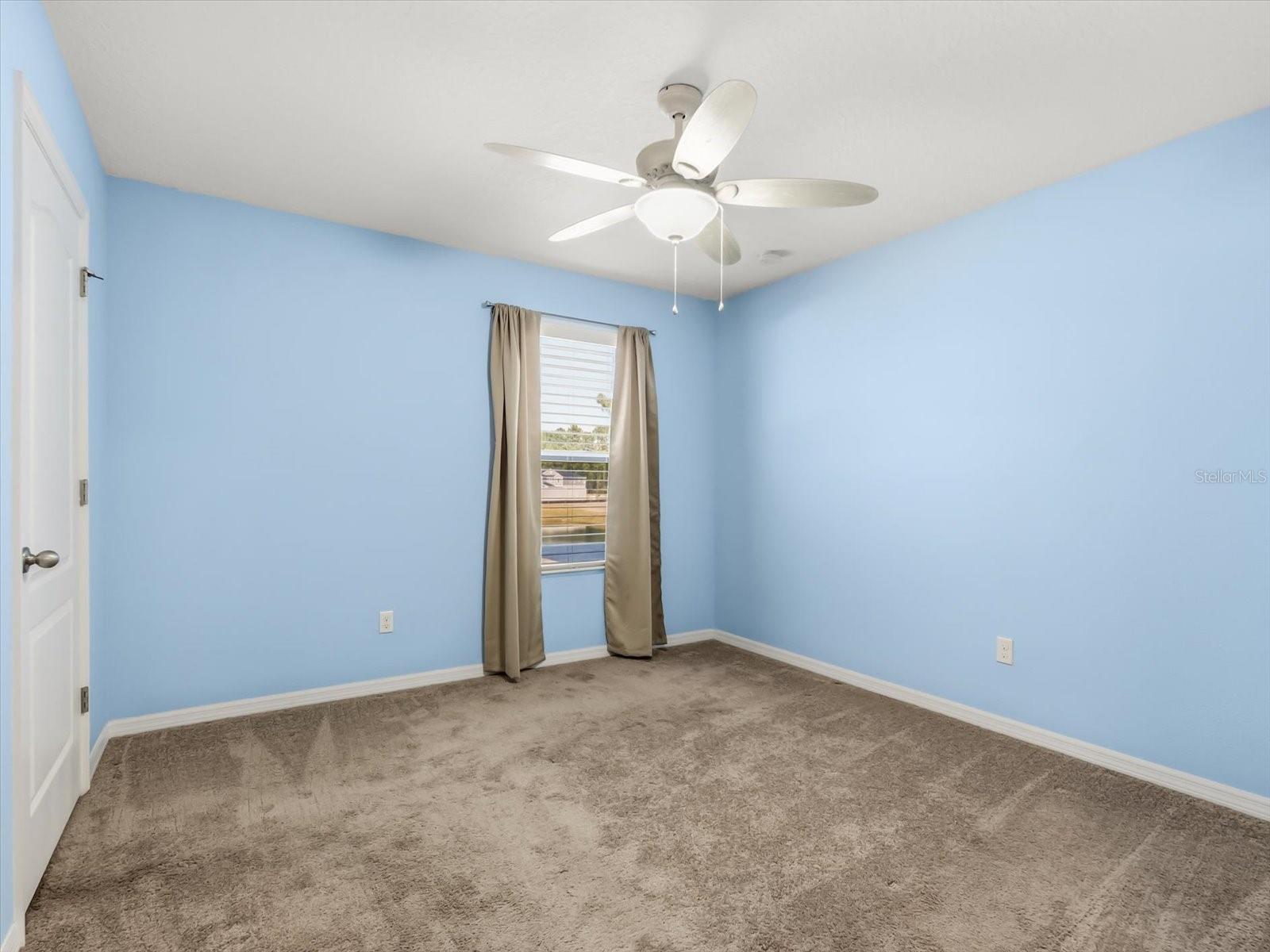 Image 19 of 34 For 16707 Broadford Lane