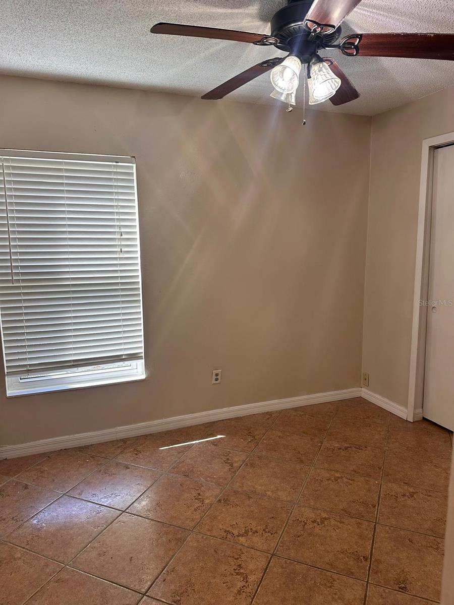 Image 15 of 25 For 4866 Semoran Boulevard 1802