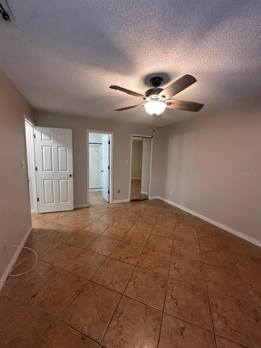 Image 6 of 25 For 4866 Semoran Boulevard 1802