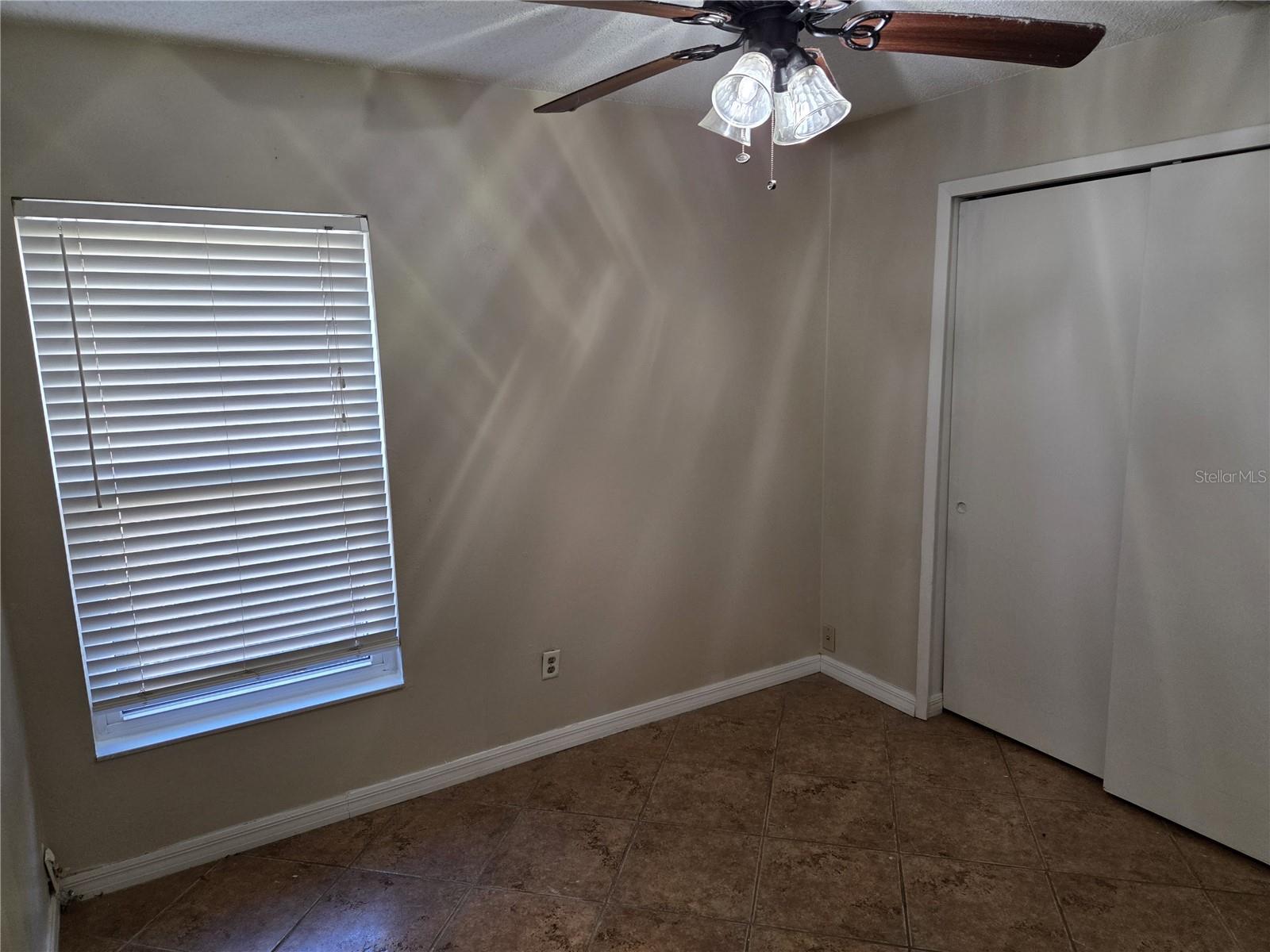 Image 9 of 25 For 4866 Semoran Boulevard 1802