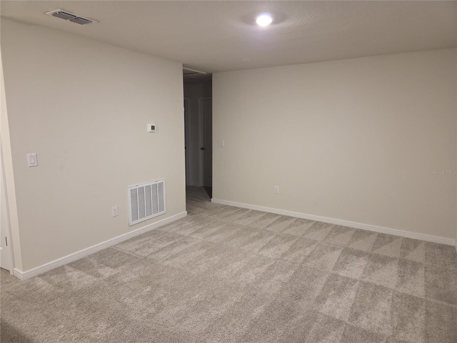 Image 7 of 22 For 1280 Regal King Drive