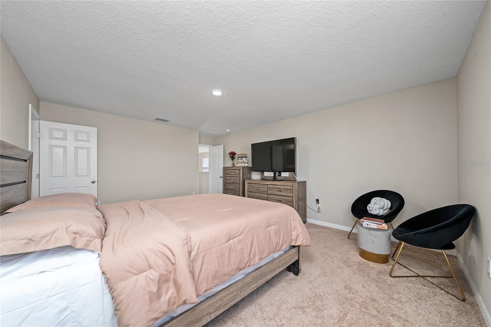 Image 11 of 27 For 5008 Starboard Street